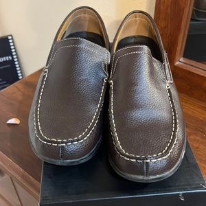 10.5 Perry Ellis Brown Dress shoes